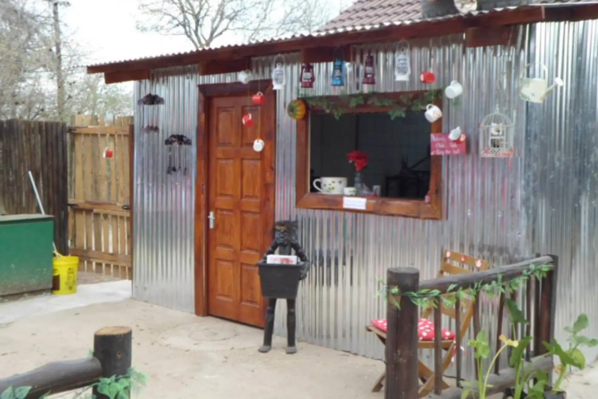 marloth park_tin house